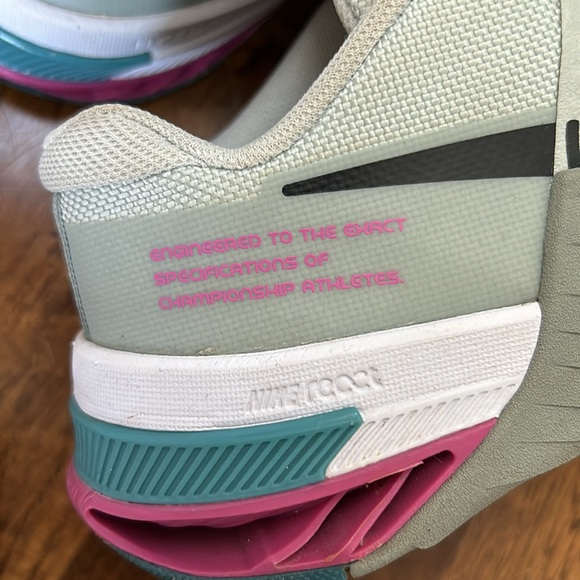 Nike Metcon 8 Training Shoes - Picture 8 of 8